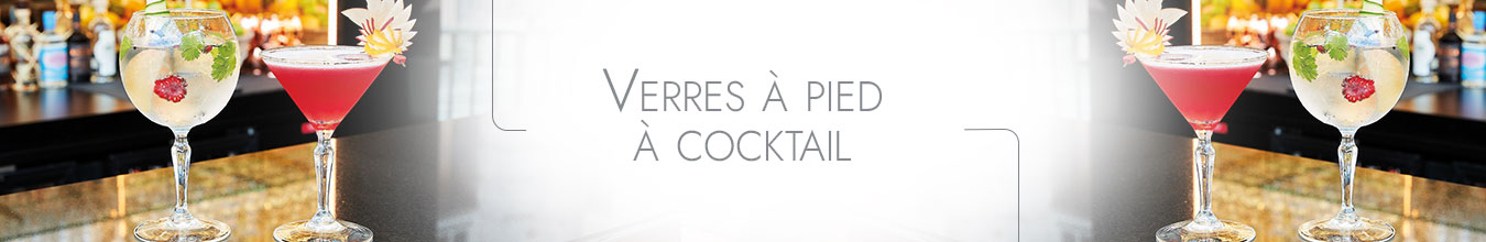 Verres à pied à cocktail